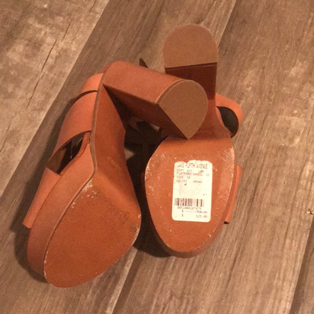 ❌ CHLOE CAMEL CLASSIC CRISS CRISS PLATFORMS ❌ - Picture 6 of 8